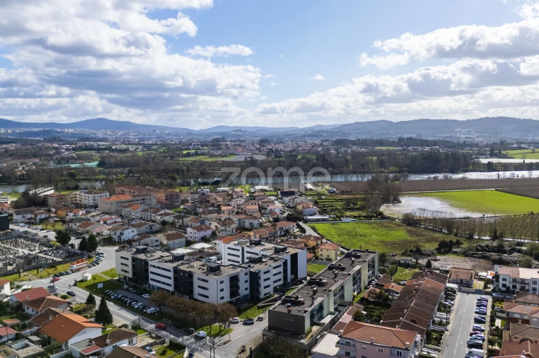 Apartamento T3 para Venda em Vila de Prado Foto 14