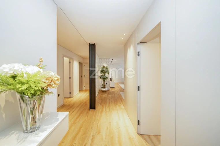 Apartamento T3 para Venda em Vila de Prado Foto 5