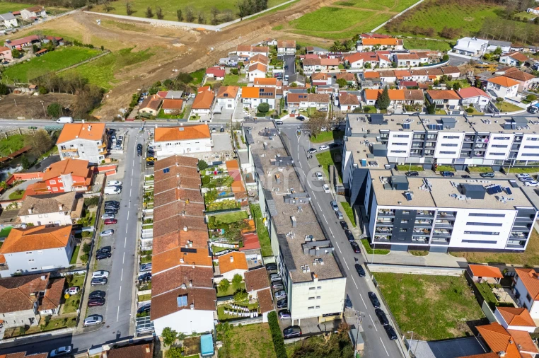 Apartamento T3 para Venda em Vila de Prado Foto 51
