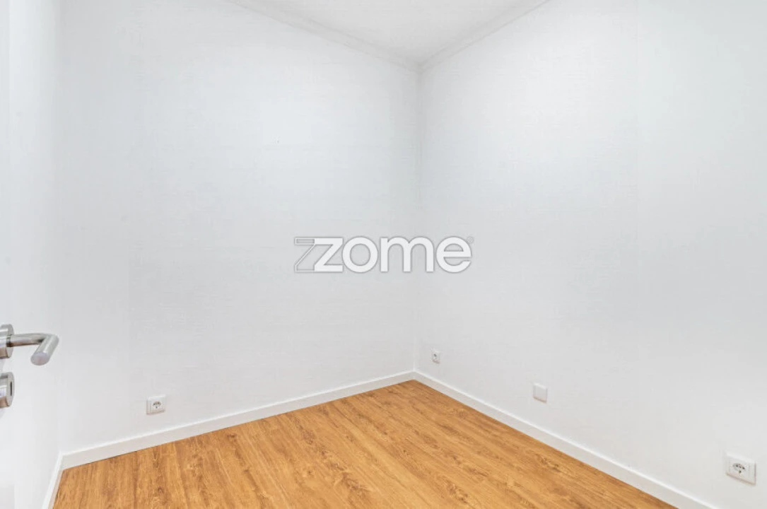 Apartamento T3 para Arrendamento em São Vitor (Braga) Foto 9