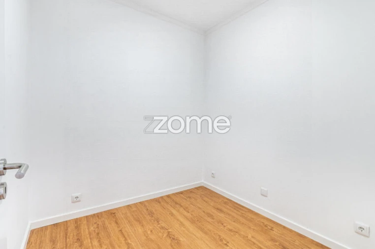 Apartamento T3 para Arrendamento em São Vitor (Braga) Foto 9