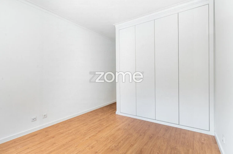 Apartamento T3 para Arrendamento em São Vitor (Braga) Foto 12