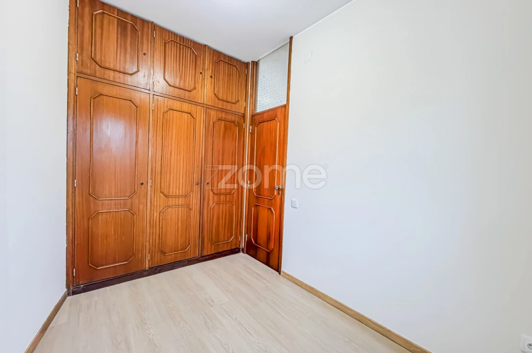 Apartamento T3 para Arrendamento em Cedofeita, Santo Ildefonso, Sé, Miragaia, São Nicolau e Vitória Foto 15