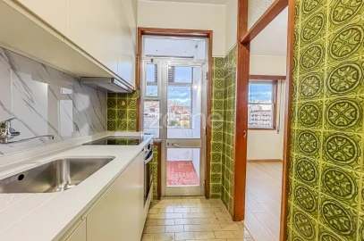 Apartamento T3 para Arrendamento em Cedofeita, Santo Ildefonso, Sé, Miragaia, São Nicolau e Vitória