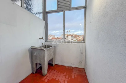 Apartamento T3 para Arrendamento em Cedofeita, Santo Ildefonso, Sé, Miragaia, São Nicolau e Vitória