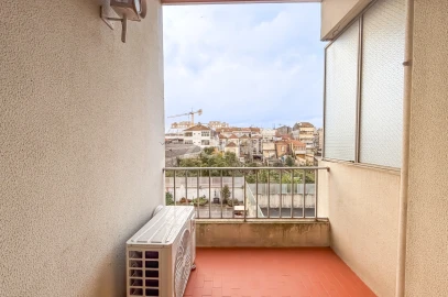 Apartamento T3 para Arrendamento em Cedofeita, Santo Ildefonso, Sé, Miragaia, São Nicolau e Vitória