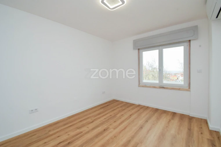 Apartamento T3 para Arrendamento em Alcabideche Foto 26