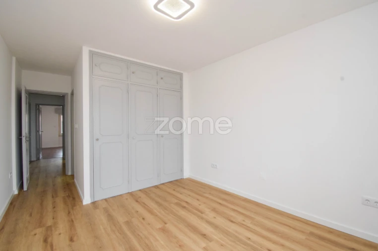 Apartamento T3 para Arrendamento em Alcabideche Foto 27