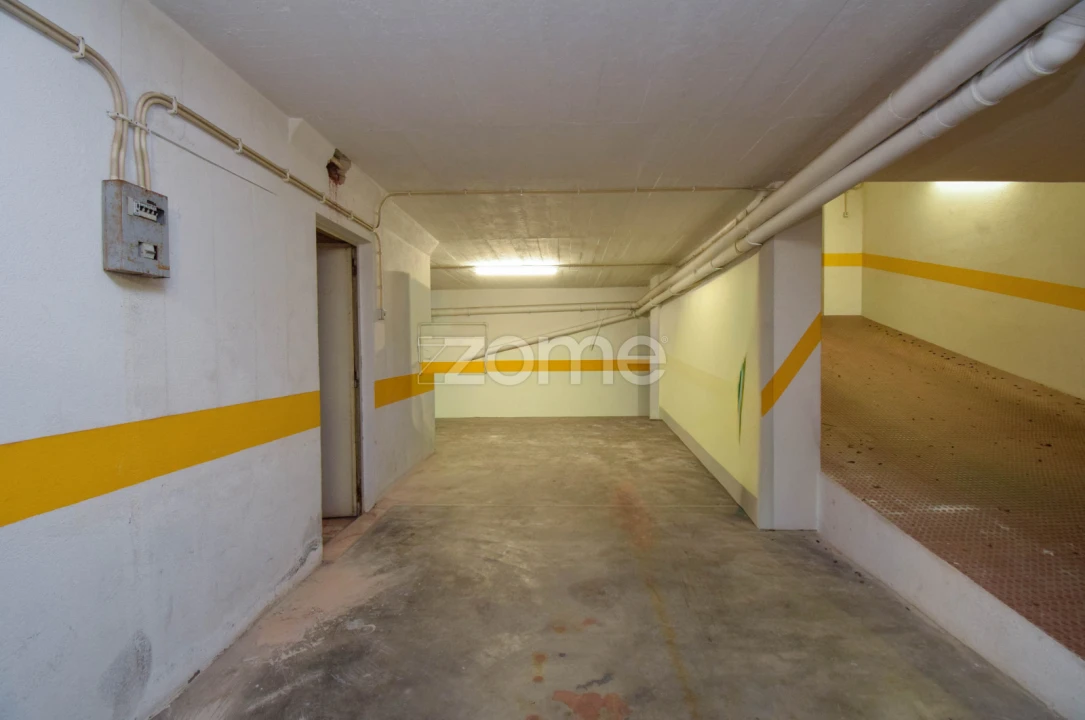 Apartamento T3 para Arrendamento em Alcabideche Foto 31