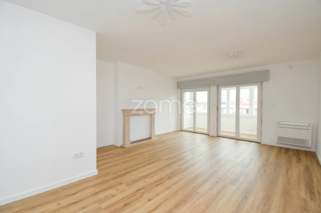 Apartamento T3 para Arrendamento em Alcabideche Foto 8