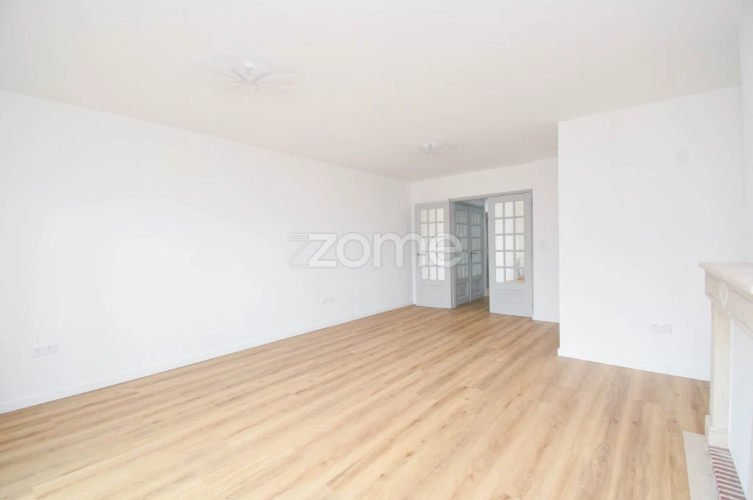 Apartamento T3 para Arrendamento em Alcabideche Foto 12