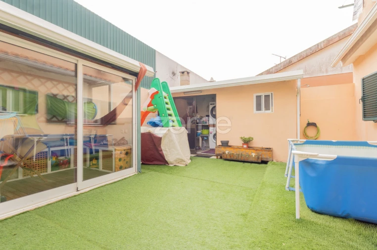 Moradia T5 para Venda em São Domingos de Rana Foto 47