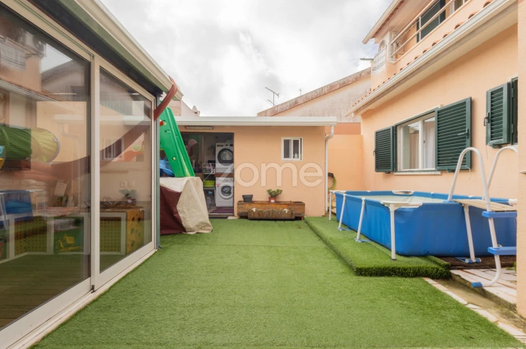 Moradia T5 para Venda em São Domingos de Rana Foto 48