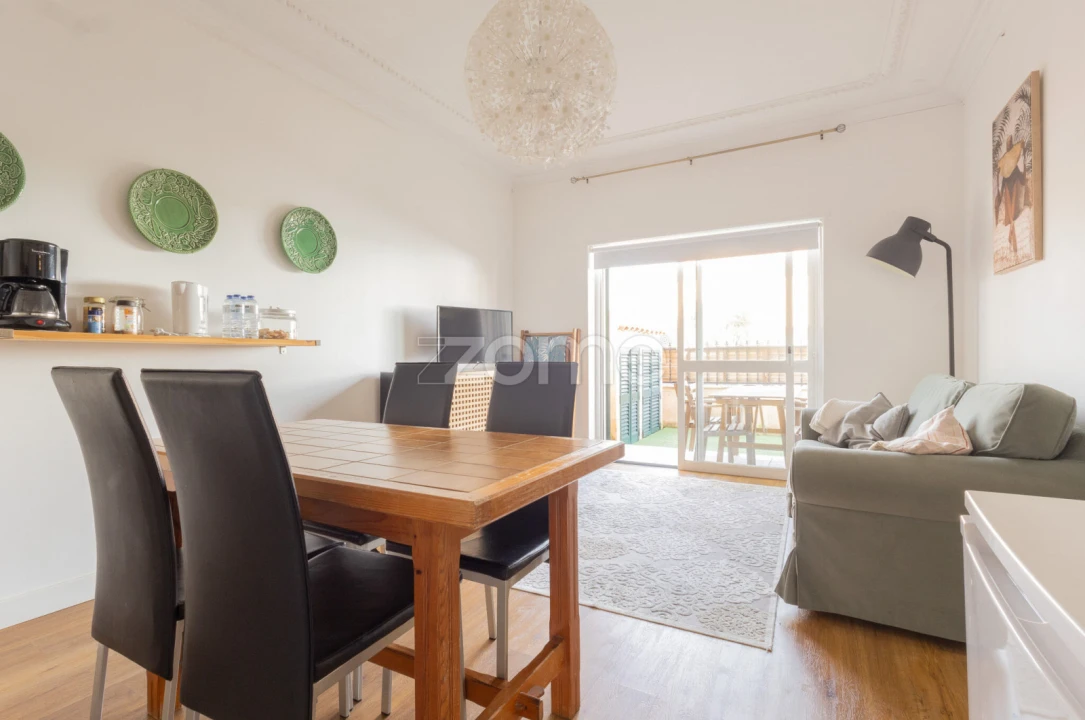 Moradia T5 para Venda em São Domingos de Rana Foto 6