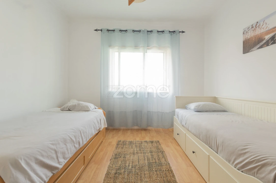 Moradia T5 para Venda em São Domingos de Rana Foto 13