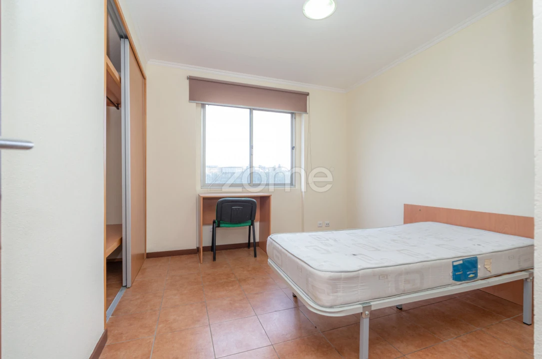 Moradia T8 para Venda em Santa Clara e Castelo Viegas Foto 13