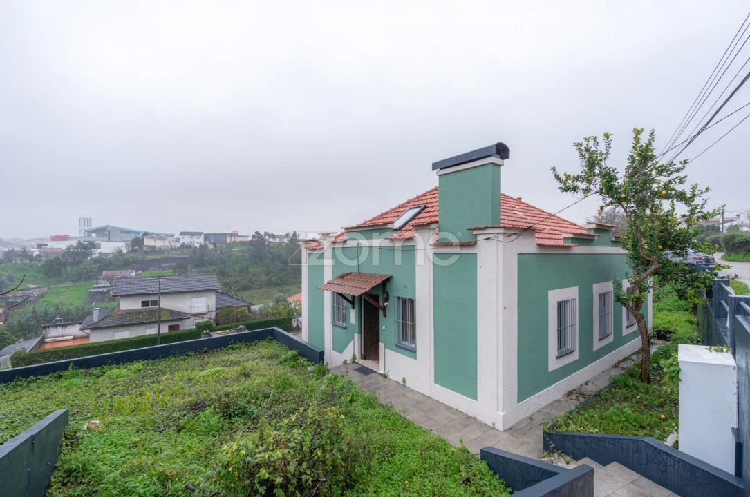 Moradia T8 para Venda em Santa Clara e Castelo Viegas Foto 35