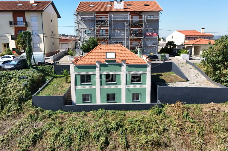 Moradia T4 para Venda em Santa Clara e Castelo Viegas Foto 13