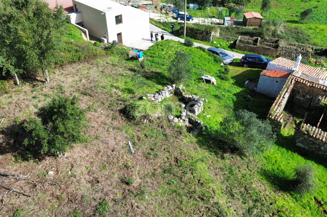 Moradia T1 para Venda em Monchique Foto 6