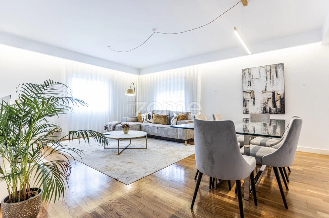 Apartamento T2 para Venda em Venteira Foto 2