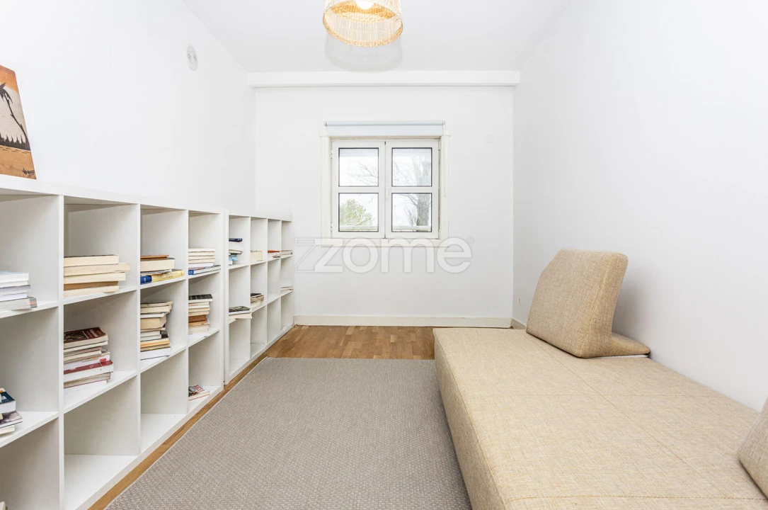 Apartamento T2 para Venda em Venteira Foto 7