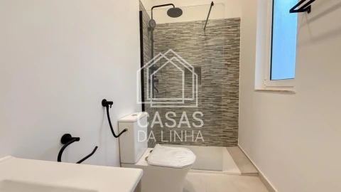 Apartamento T2 para Arrendamento em Penha de França
