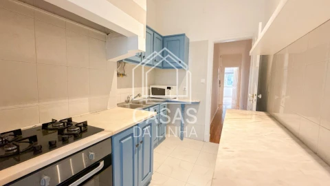Apartamento T2 para Arrendamento em Penha de França