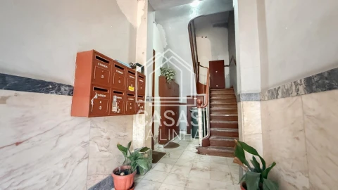Apartamento T2 para Arrendamento em Penha de França