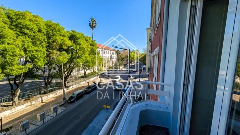 Apartamento T2 para Arrendamento em Penha de França