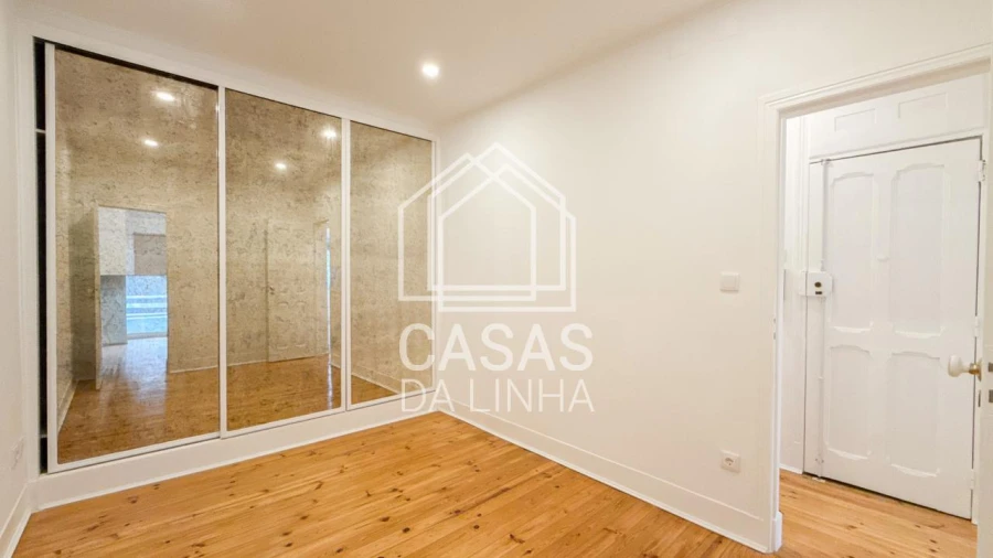 Apartamento T2 para Arrendamento em Penha de França Foto 17