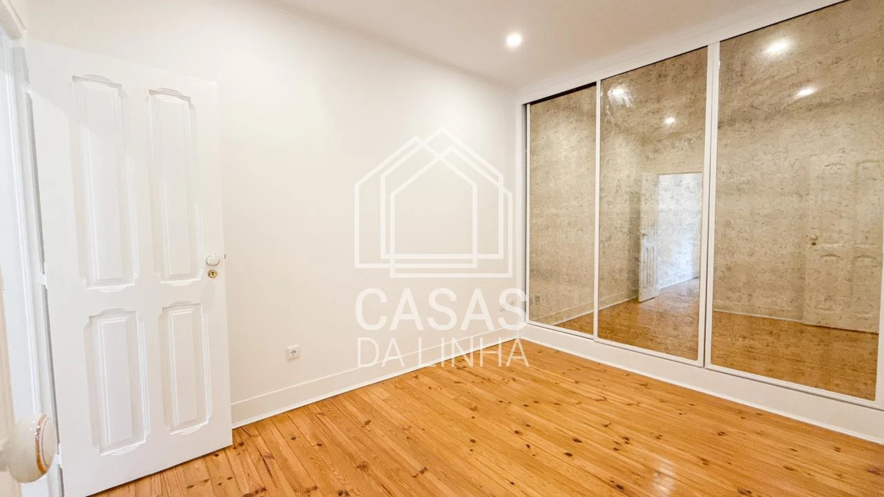Apartamento T2 para Arrendamento em Penha de França Foto 16