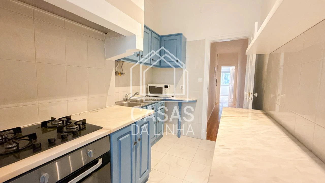 Apartamento T2 para Arrendamento em Penha de França Foto 12