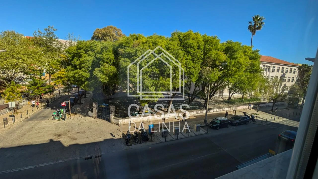Apartamento T2 para Arrendamento em Penha de França Foto 27