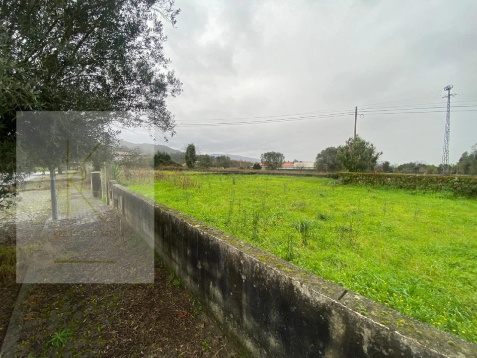Terreno para Venda em Vitorino das Donas Foto 3