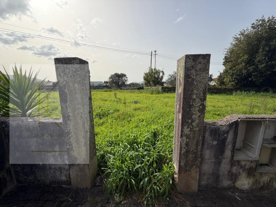 Terreno para Venda em Vitorino das Donas Foto 1