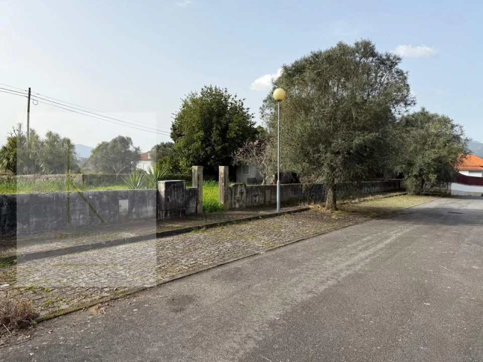 Terreno para Venda em Vitorino das Donas Foto 20