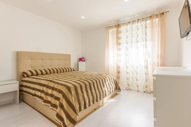 Apartamento T2 para Venda em Seixal, Arrentela e Aldeia de Paio Pires Foto 2