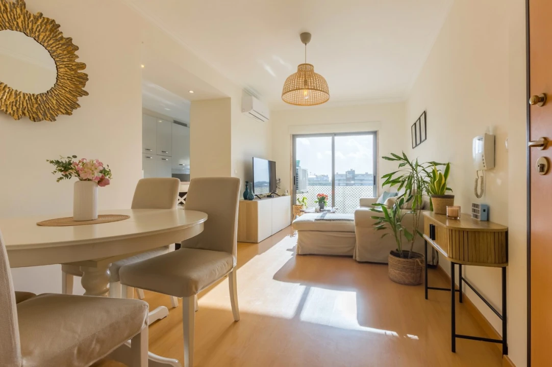 Apartamento T2 para Venda em Amora Foto 4