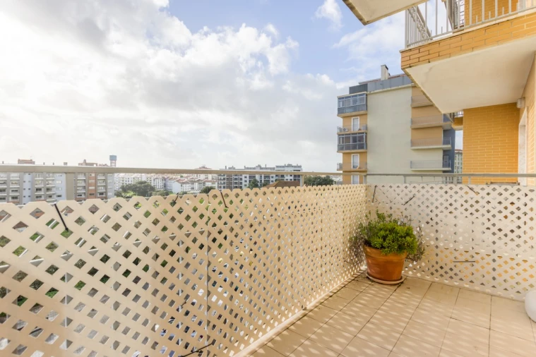 Apartamento T2 para Venda em Amora Foto 9