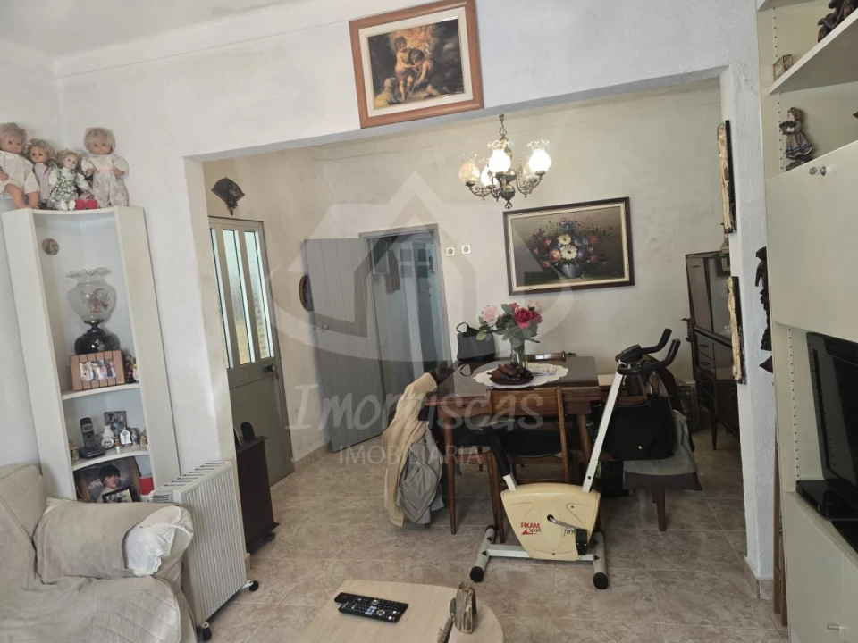 Moradia T1 para Venda em Santa Iria de Azoia, São João da Talha e Bobadela Foto 4