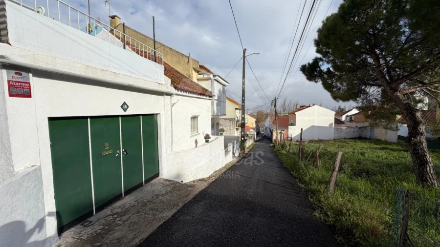 Moradia T1 para Venda em Santa Iria de Azoia, São João da Talha e Bobadela Foto 15