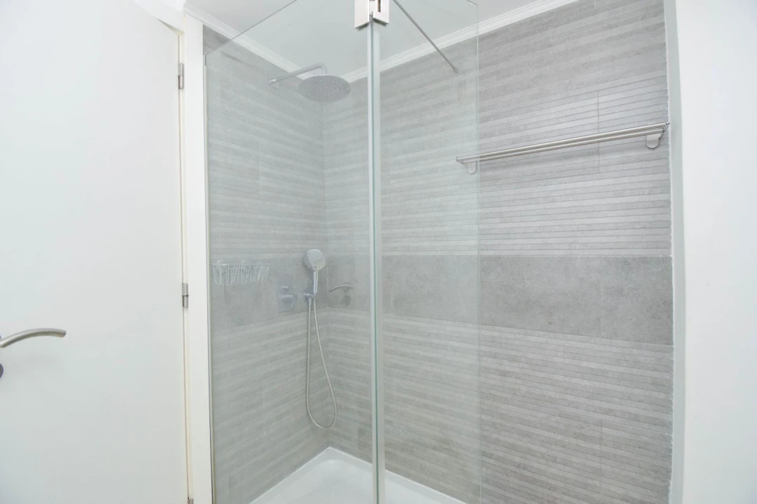 Apartamento T2 para Venda em Algueirão-Mem Martins Foto 18