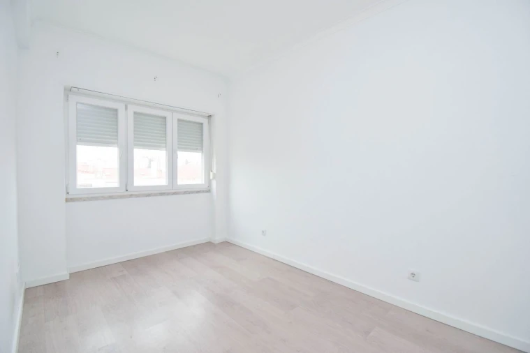 Apartamento T2 para Venda em Algueirão-Mem Martins Foto 11