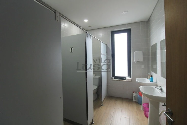 Armazém para Arrendamento em Alfena Foto 4