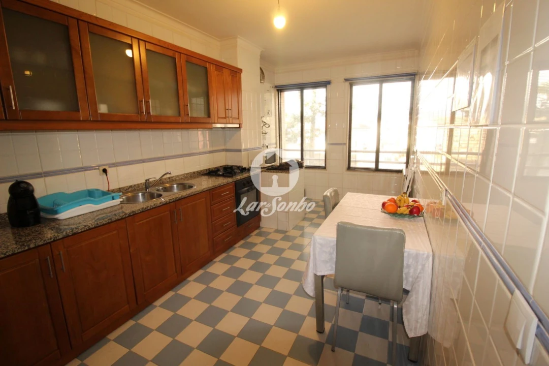 Apartamento T3 para Venda em Britelo, Gémeos e Ourilhe Foto 2