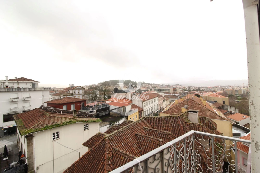 Apartamento T3 para Venda em Fafe Foto 2