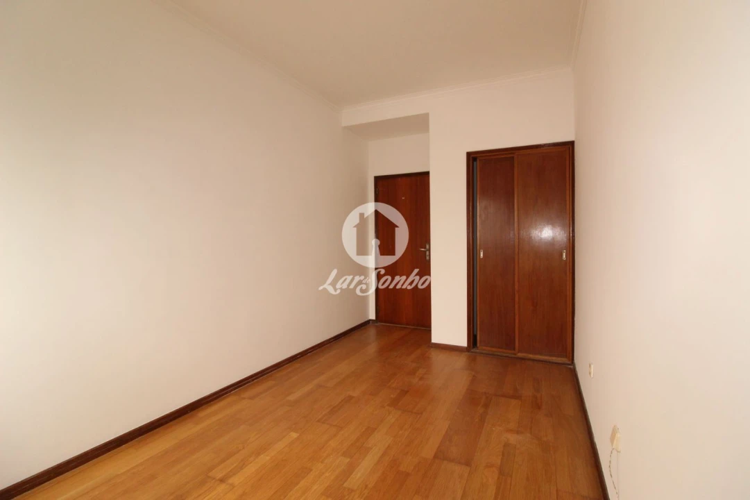 Apartamento T3 para Venda em Fafe Foto 8