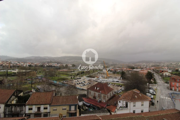 Apartamento T3 para Venda em Fafe Foto 11