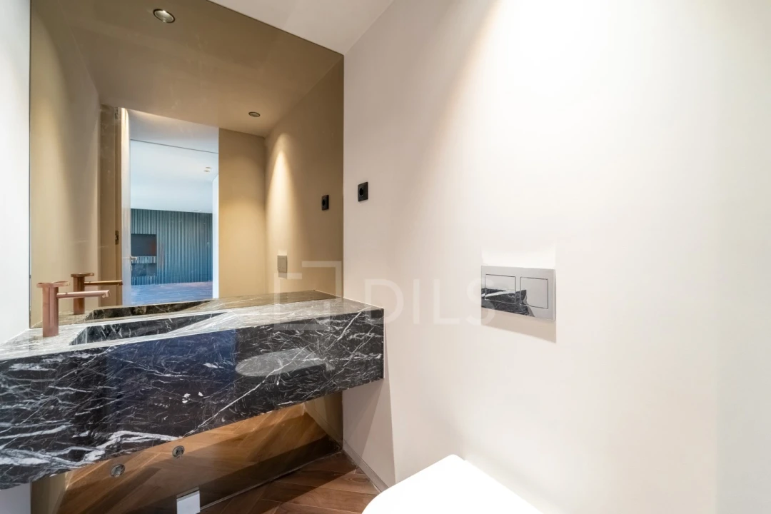 Apartamento T4 para Venda em Lordelo do Ouro e Massarelos Foto 26