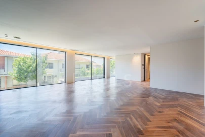 Apartamento T4 para Venda em Lordelo do Ouro e Massarelos